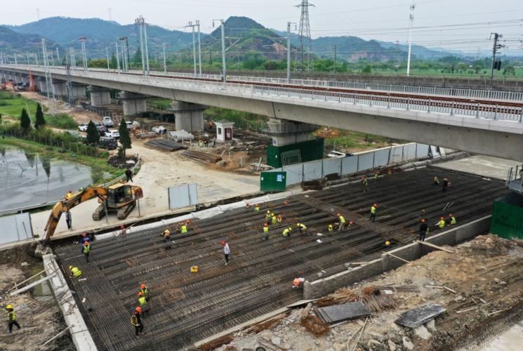 涉铁工程临时警戒防护系统:智能防护,实时报警,守护施工安全!